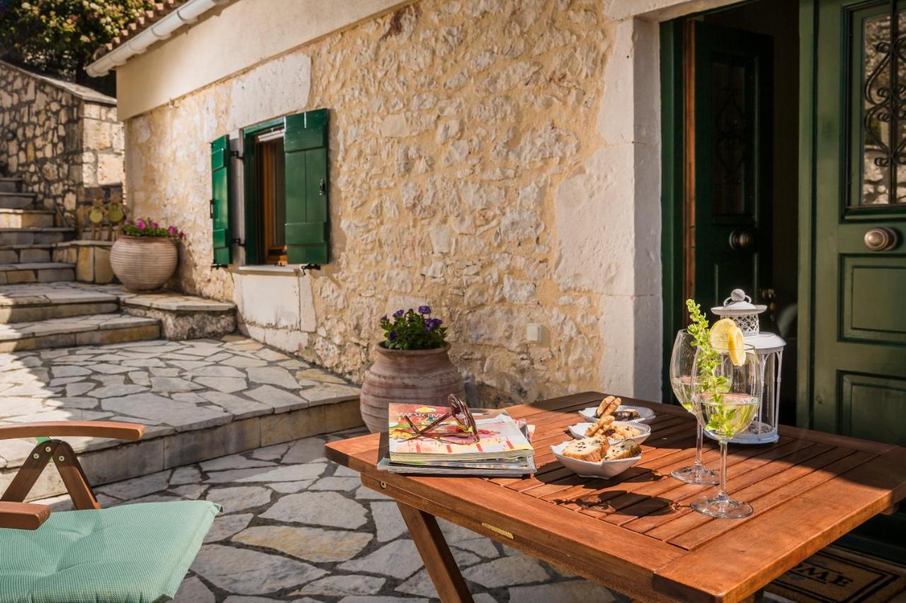 Traditional Stone House Anofli 1843 Fiskardo Kefalonia Екстериор снимка